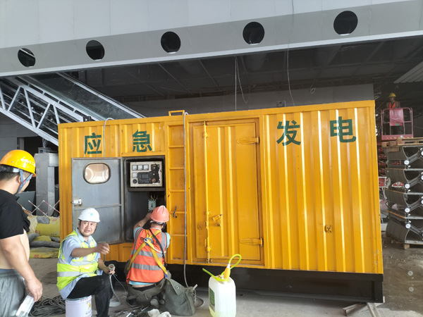 合阳怎样判断空气滤清器是否需要更换？